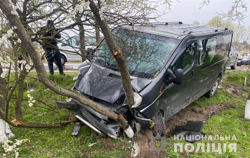 Три ДТП із бусами на Львівщині: 4 людей загинули, 7 - травмовані