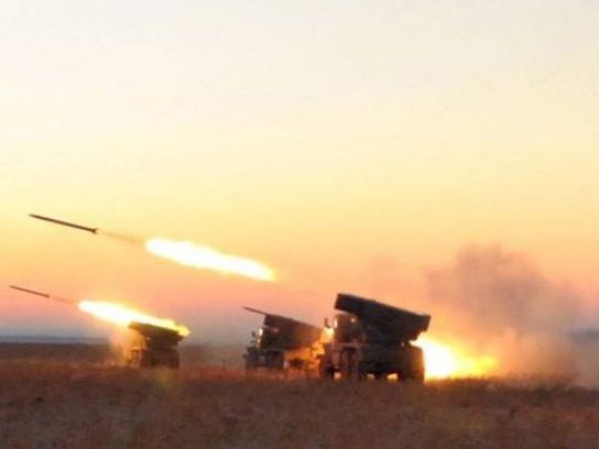 На Запоріжжі росіяни обстрілюють житлові будинки