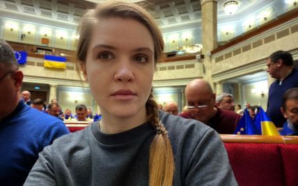 У ВРУ зареєстрували проєкт постанови про відкликання Безуглої з посади в комітеті