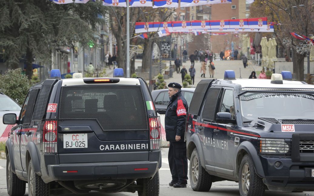 Українців просять утриматися від поїздок до Сербії та Косова