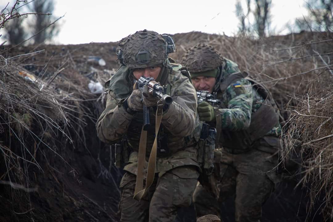 За  добу – 96 боєзіткнень. ЗСУ відбили 33 атаки на Мар’їнському напрямку. Генштаб