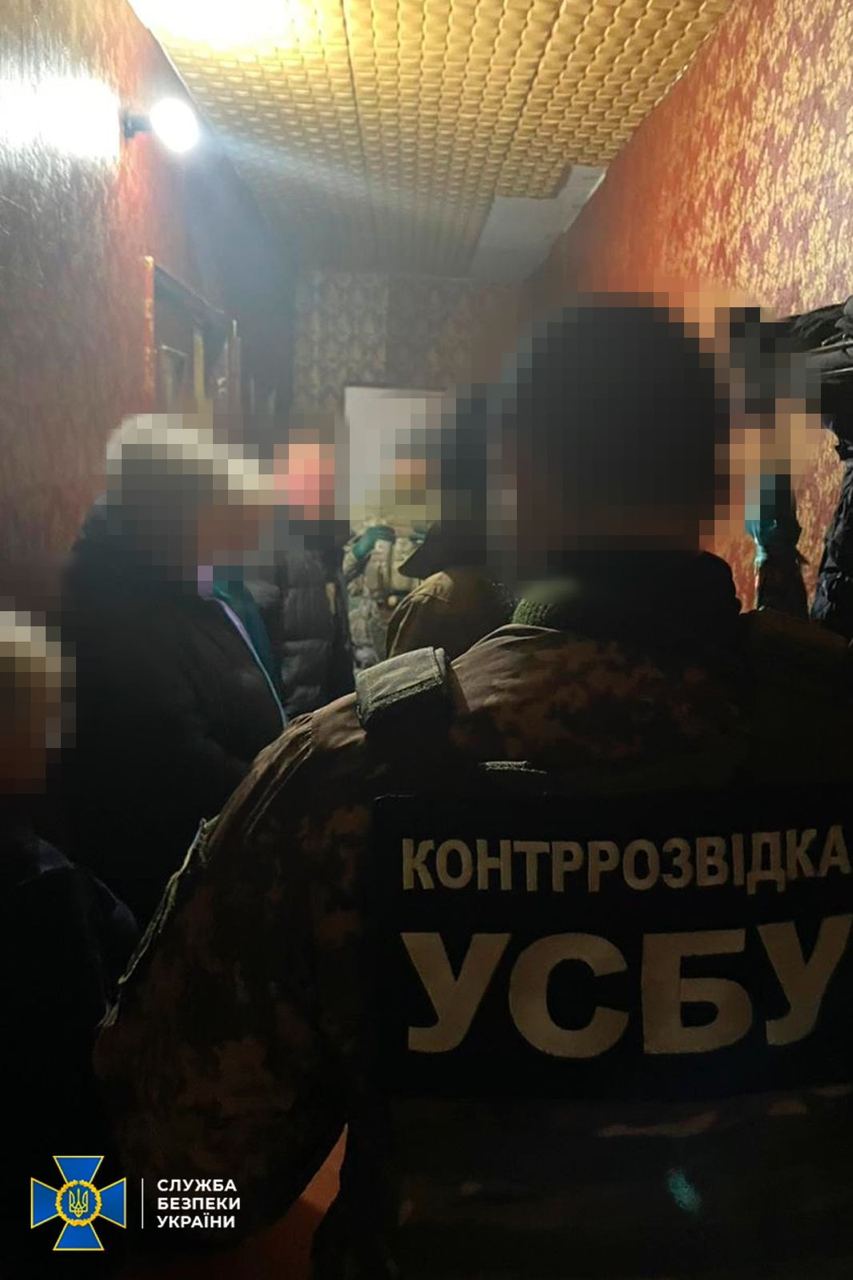 Бойова медсестра і матір окупанта. Мешканки Краматорська «зливали» українські позиції під Бахмутом