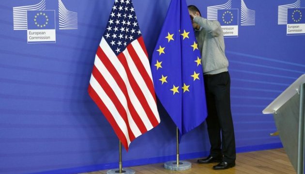 США сперечається з Європою щодо підтримки України