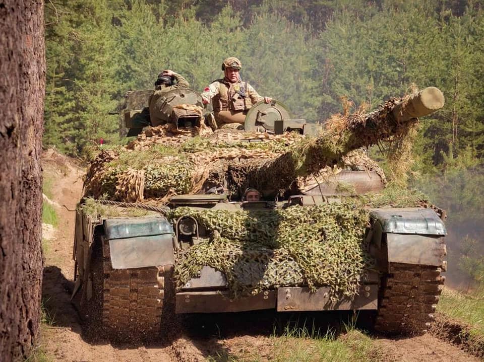 Українські воїни відбили більше 20-ти атак на гарячих напрямках фронту. Генштаб ЗСУ