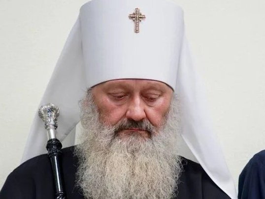 Суд вирішив зняти електронний браслет із митрополита «Паші Мерседеса»
