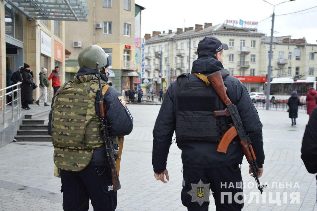 Львів’яни гуртуються для патрулювання міста разом з поліцією