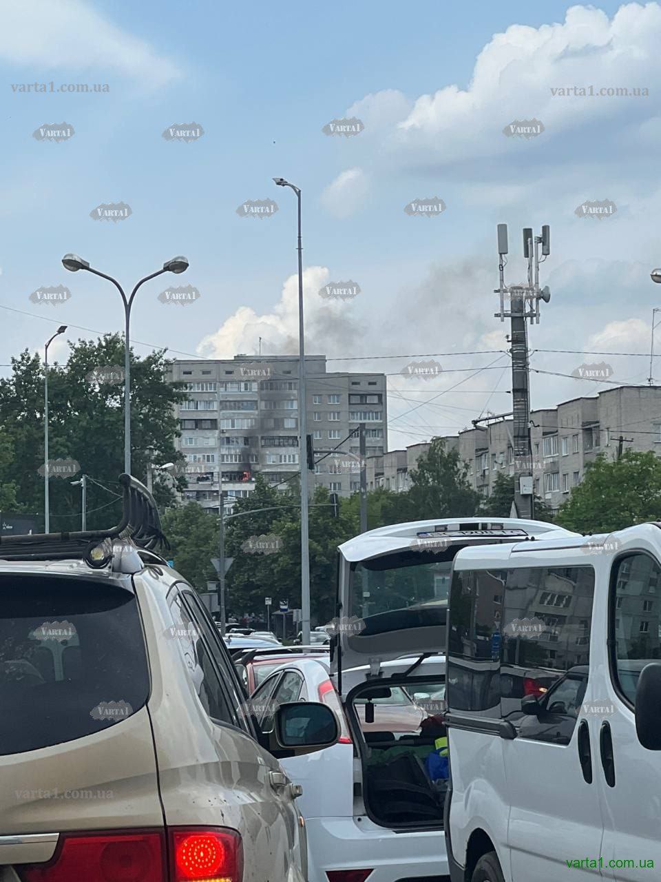 У Львові виникла пожежа в квартирі, - ЗМІ (відео)