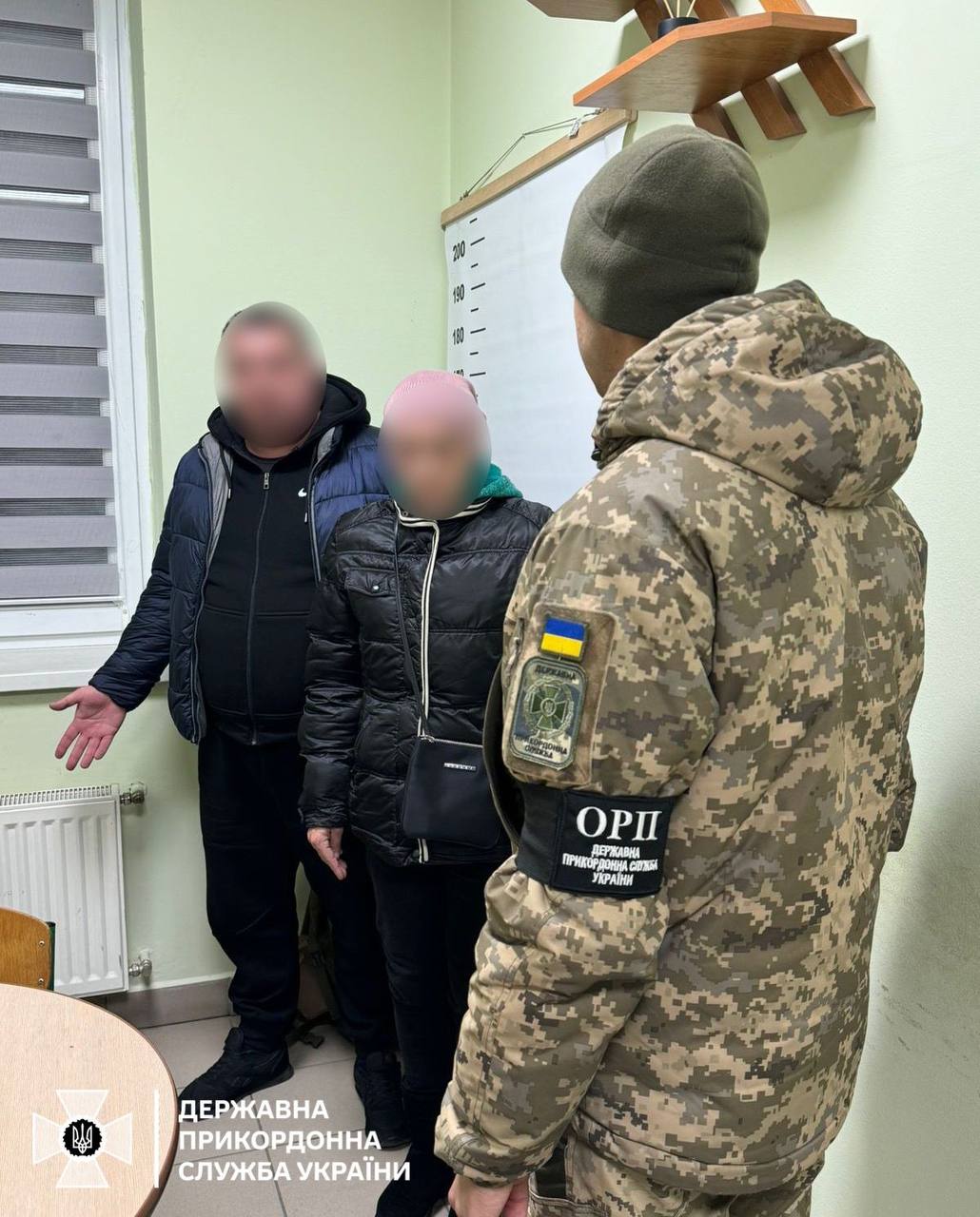 Шлюб не пройшов перевірки: На Львівщині подружжя, яке їхало на закупи, не пустили через кордон