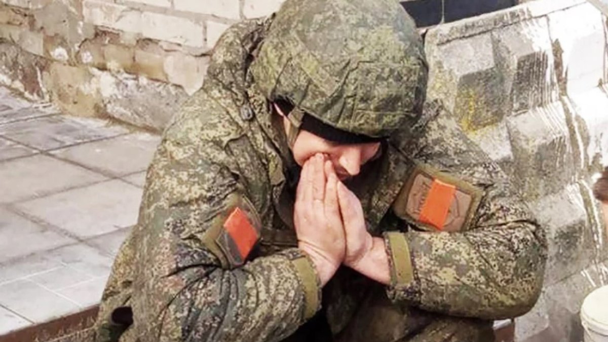 Як правильно здаватися в полон. Українські військові звернулися до росіян