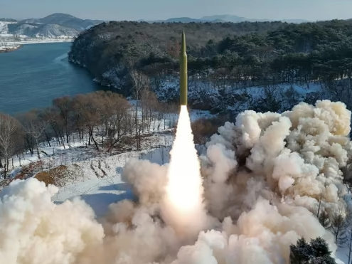 США і НАТО занепокоєні можливими поставками Росії північнокорейських ракет та боєприпасів − NYT