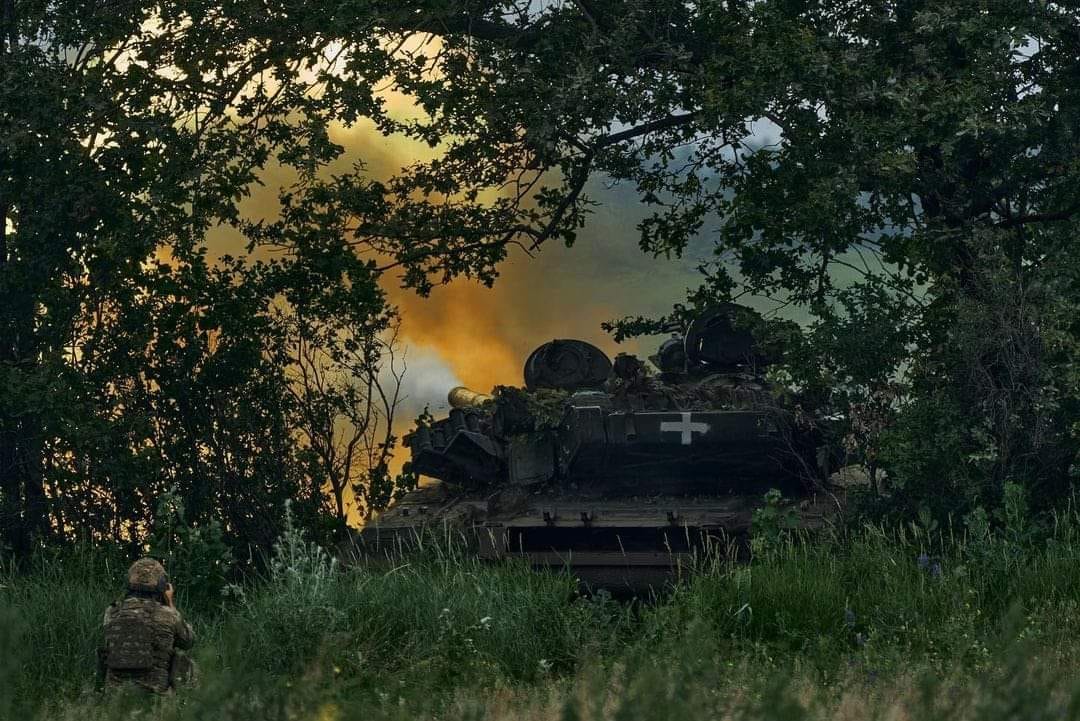 Ворог зосереджує зусилля на 5 напрямках, відбулось 36 боєзіткнень. Генштаб