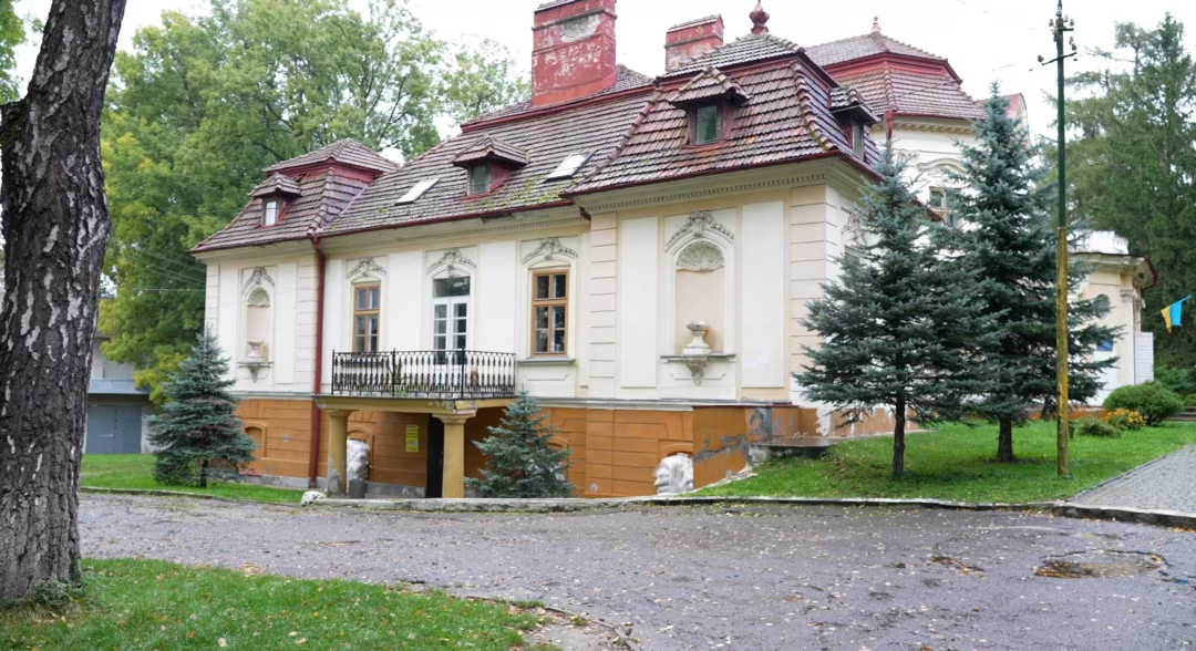 На Львівщині в дитячому закладі дітям вводили препарати, які паралізують