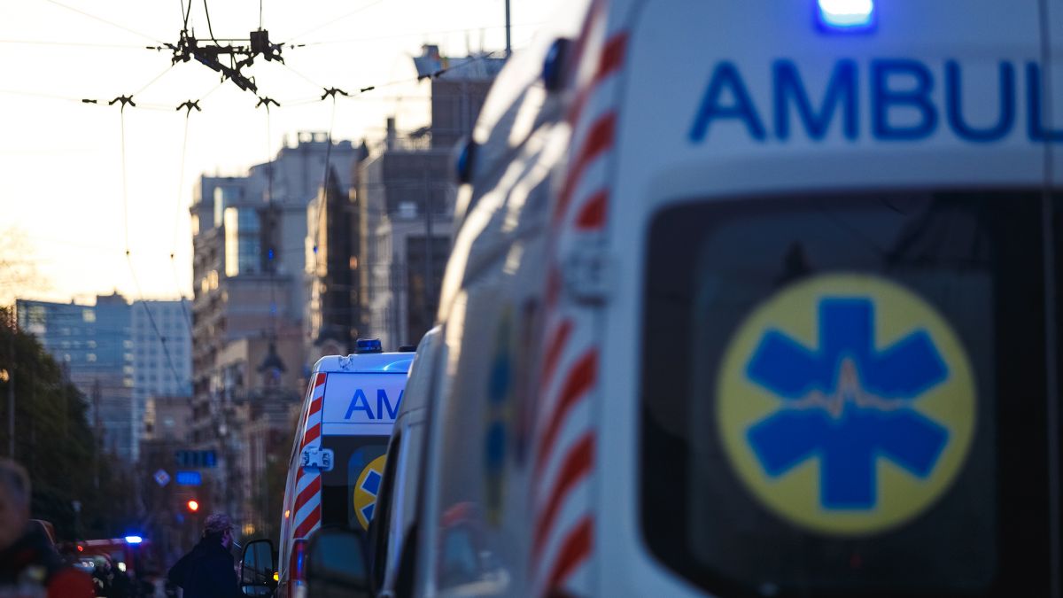 Росіяни вдарили по житловому району Миколаєва: влада повідомила про наслідки