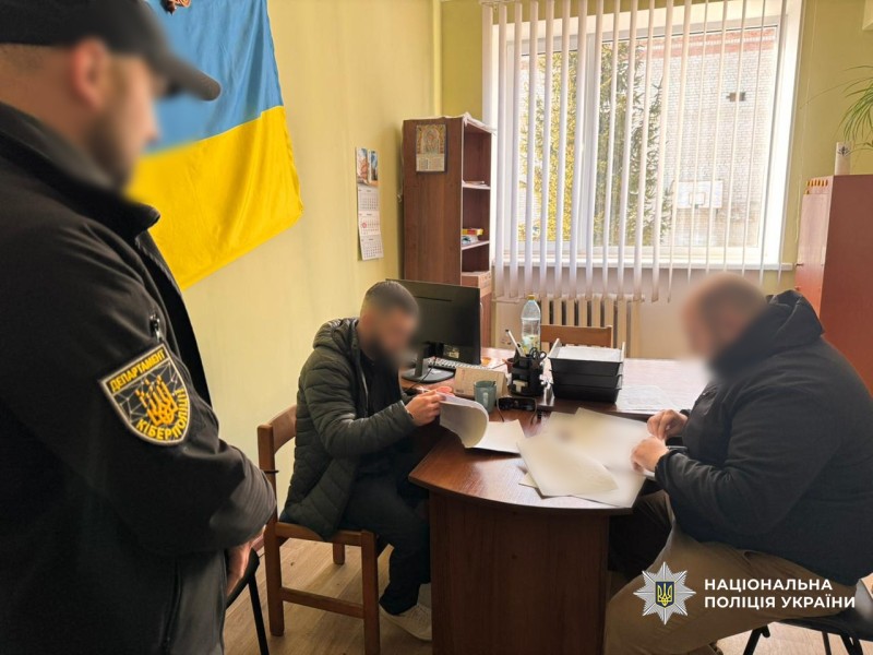 Керівник благодійного фонду привласнив понад мільйона гривень донатів на ЗСУ: Подробиці справи