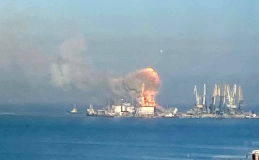 Танки, БТРи і десант: скільки ворожого "добра" пішло на дно разом із кораблем «Орськ»
