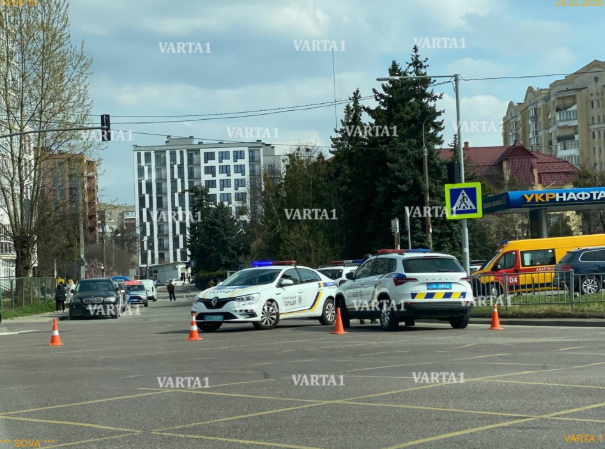 У Львові повністю перекрито рух вулицею: що сталося
