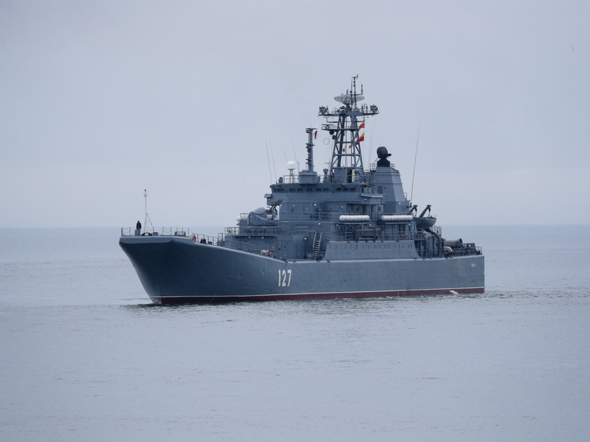 У Чорному морі росіяни зосередили два кораблі-носії 16 крилатих ракет – Міноборони