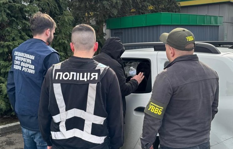 На Львівщині затримали організатора незаконного переправлення ухилянтів