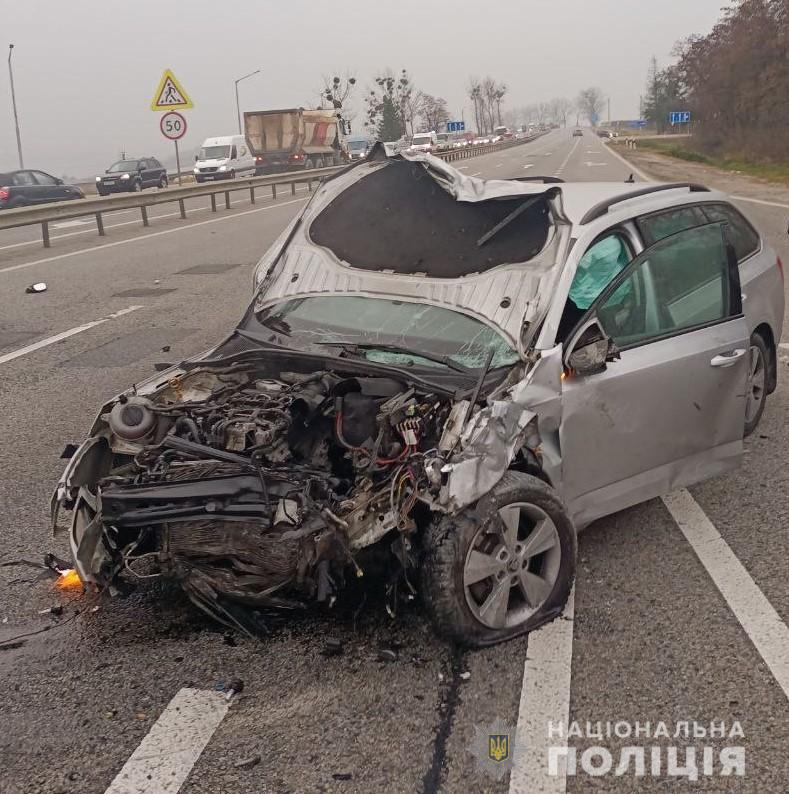 Загинула 12-річна дівчинка. Водійка з Прикарпаття вчинила ДТП на Львівщині