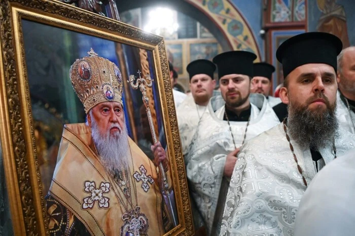 У Михайлівському соборі прощаються з Патріархом Філаретом (ФОТОРЕПОРТАЖ)