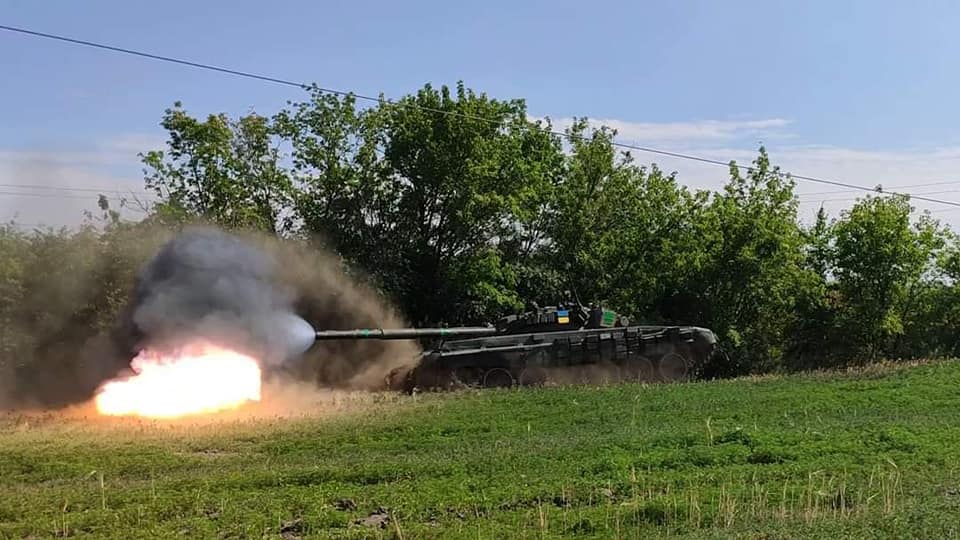 На сході росіяни активно наносять авіаудари штурмовиками і гелікоптерами. Генштаб ЗСУ