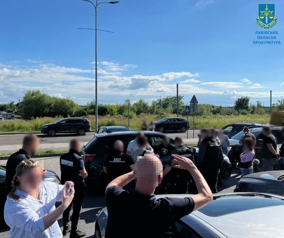У Львові чоловік організував схему для ухилянтів: у прокуратурі повідомили деталі