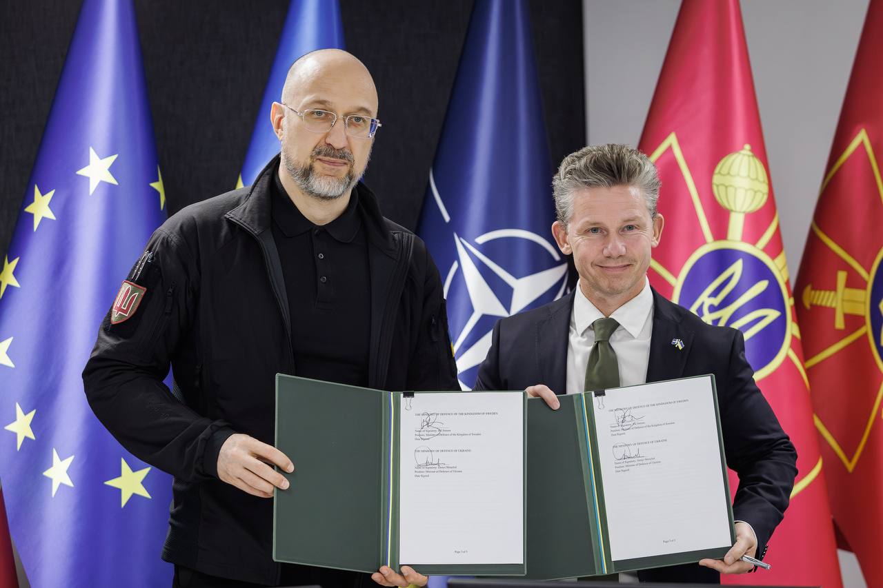 Україна та Швеція запускають спільне виробництво оборонної техніки
