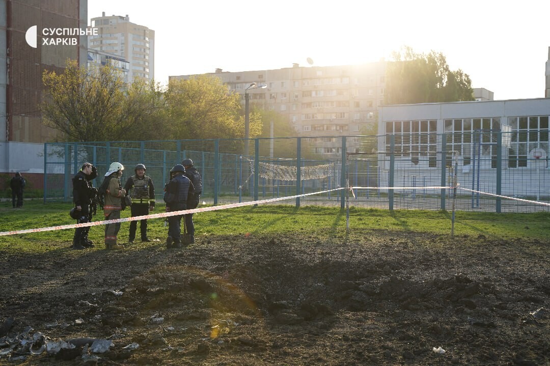Харків атакували 24 рази: пошкоджено школу, поліклініку та житлові будинки