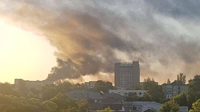 В окупованому Бердянську вибух на заводі. Там могла бути російська техніка
