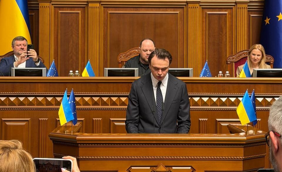 У Верховній Раді новий депутат склав присягу: що про нього відомо