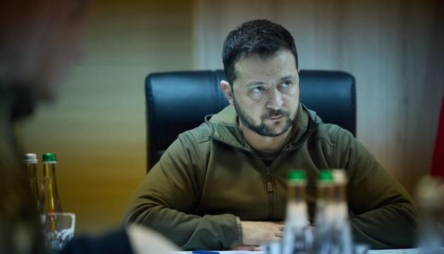 Формування корпусів у ЗСУ: Зеленський провів Ставку (відео)