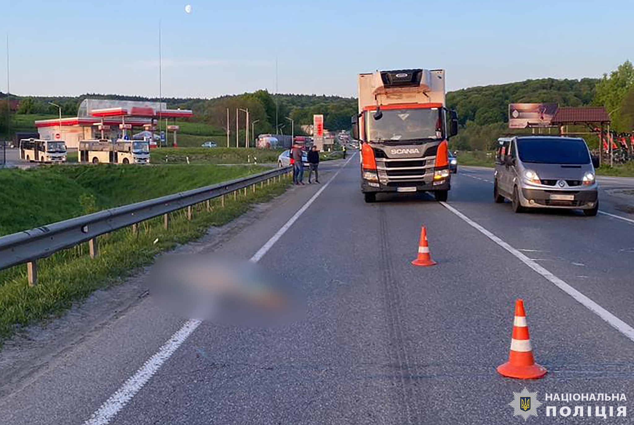На Львівщині вантажівка на смерть збила пішохода