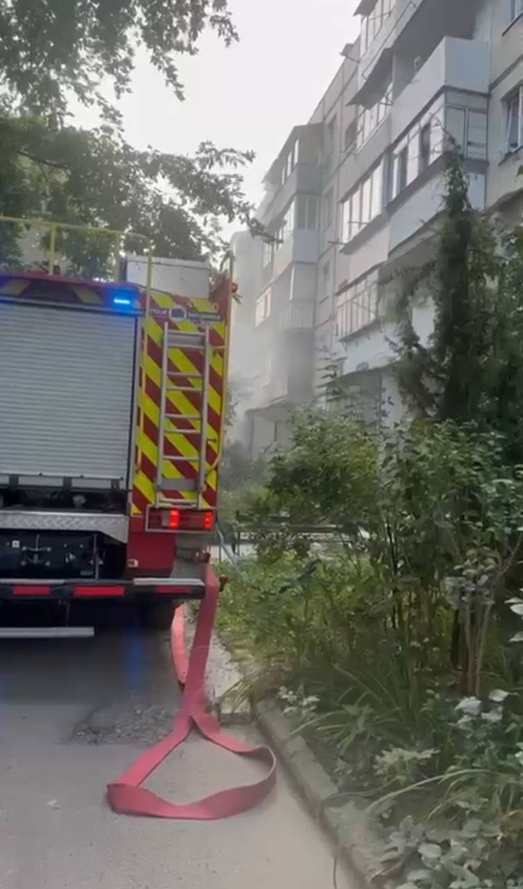 У Львові згоріла квартира в багатоповерхівці