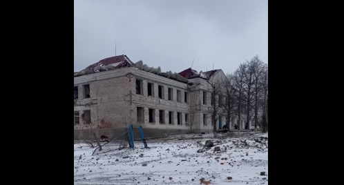 Окупанти розбомбили школу в Кам'янці