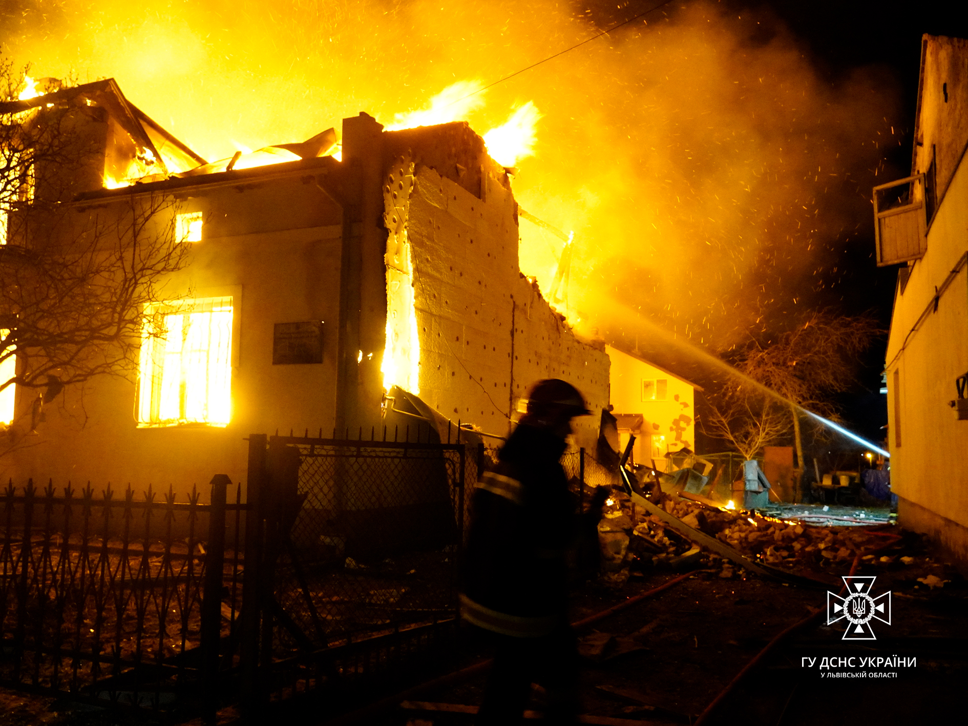 Львівщину атакували 10 «Шахедів», музей Шухевича знищено вщент. Наслідки удару РФ