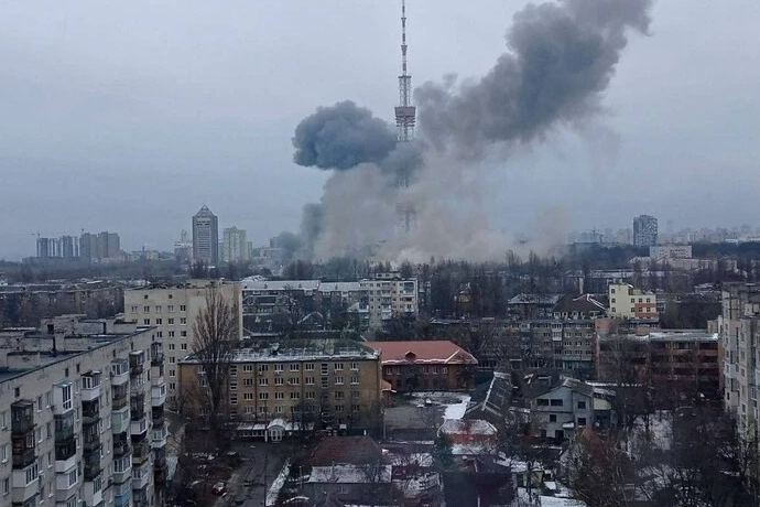 Ракетний удар по Київській телевежі: СБУ повідомили про підозри двом військовим РФ