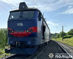 На Львівщині під колесами поїзда загинув чоловік