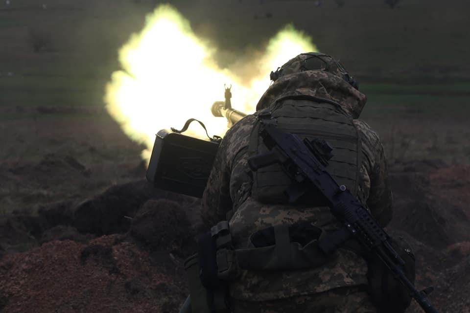 Сили оборони відбили 60 атак, бої тривають за Бахмут і Мар'їнку. Генштаб