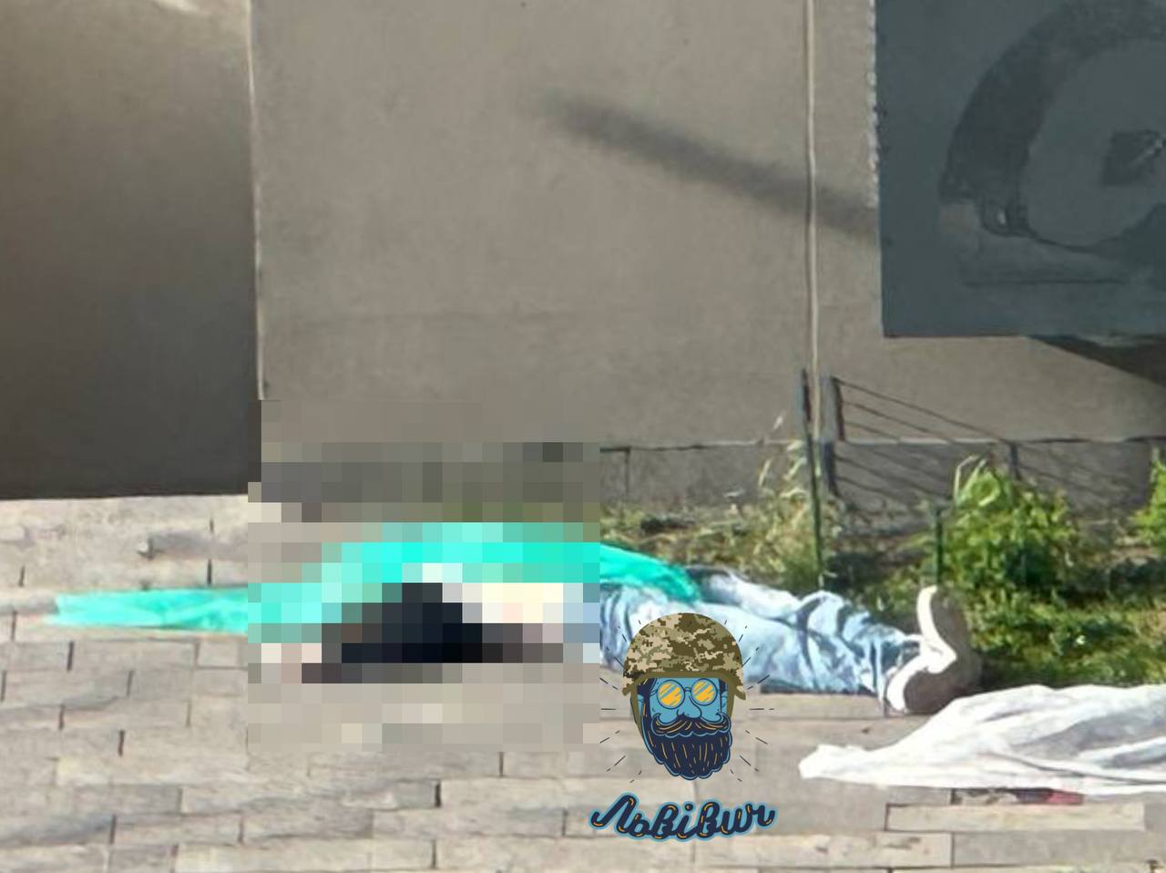 У Львові хлопець та дівчина вчинили самогубство