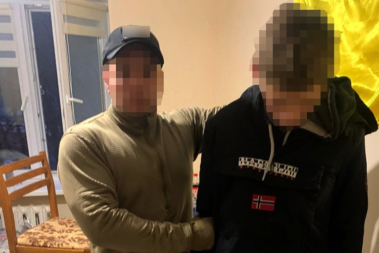 На Тернопільщині двоє чоловіків намагалися спалити сільську раду (фото)
