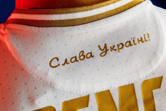 Збірна України показала патріотичну форму до Євро-2020