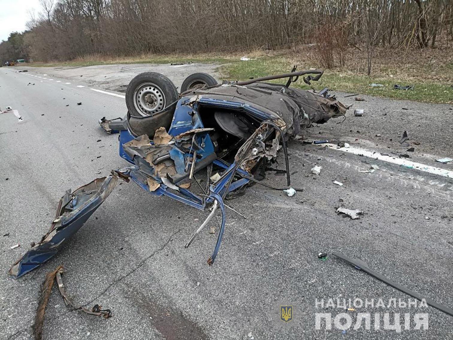 На трасі Чернігів-Київ підірвався цивільний легковий автомобіль, водій загинув