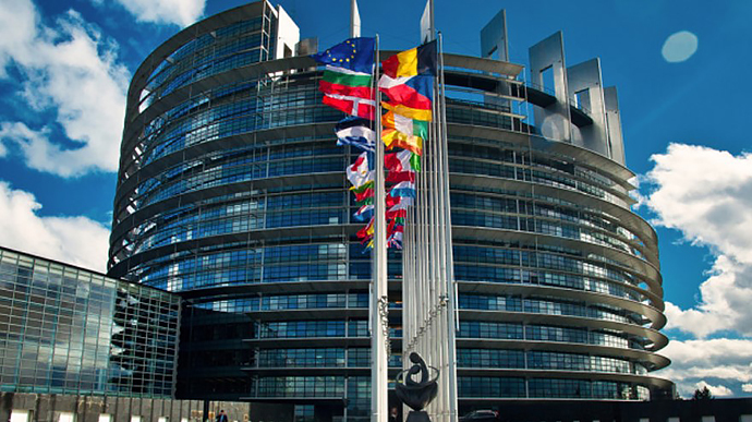 Європарламент погодив виділення Україні 18-ти мільярдів євро
