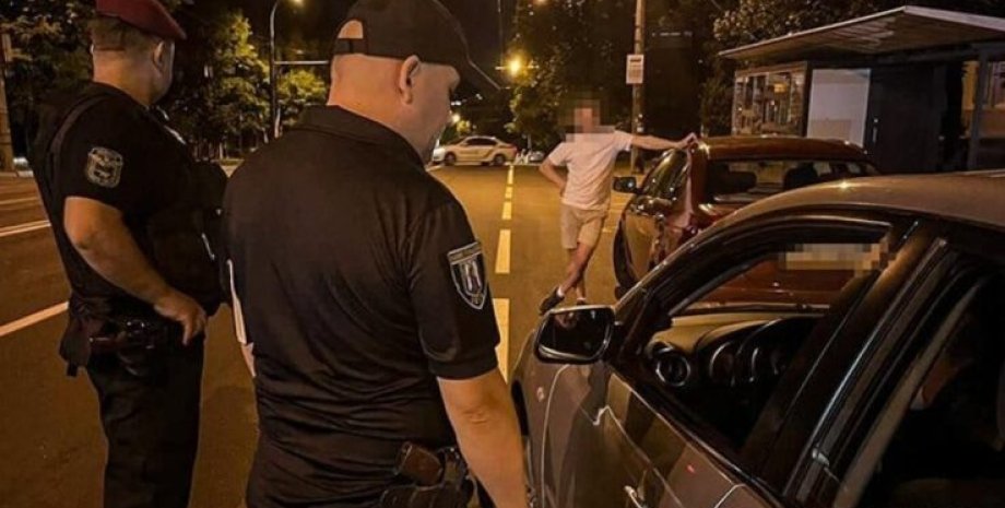 Штраф за порушення комендантської години: Кабмін схвалив законопроєкт