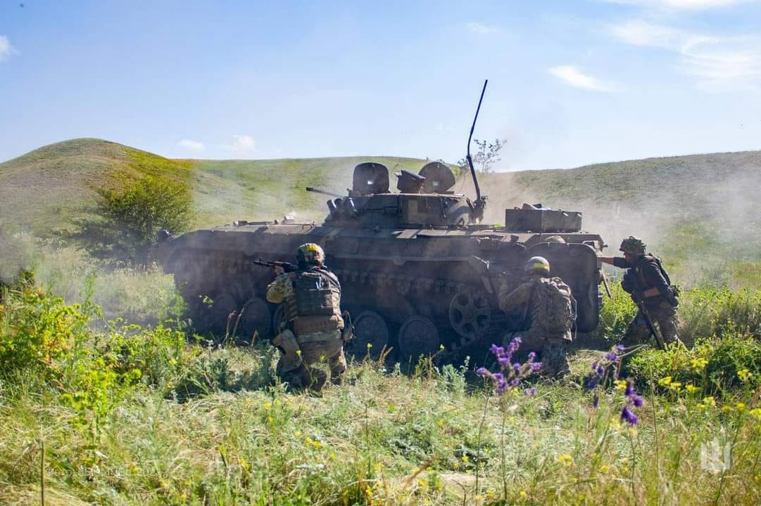 ЗСУ наступають на трьох напрямках, мають частковий успіх. Деталі від Генштабу
