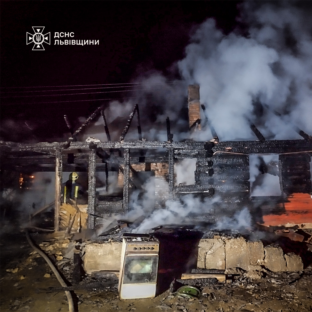 На Львівщині через телевізор загорівся житловий будинок