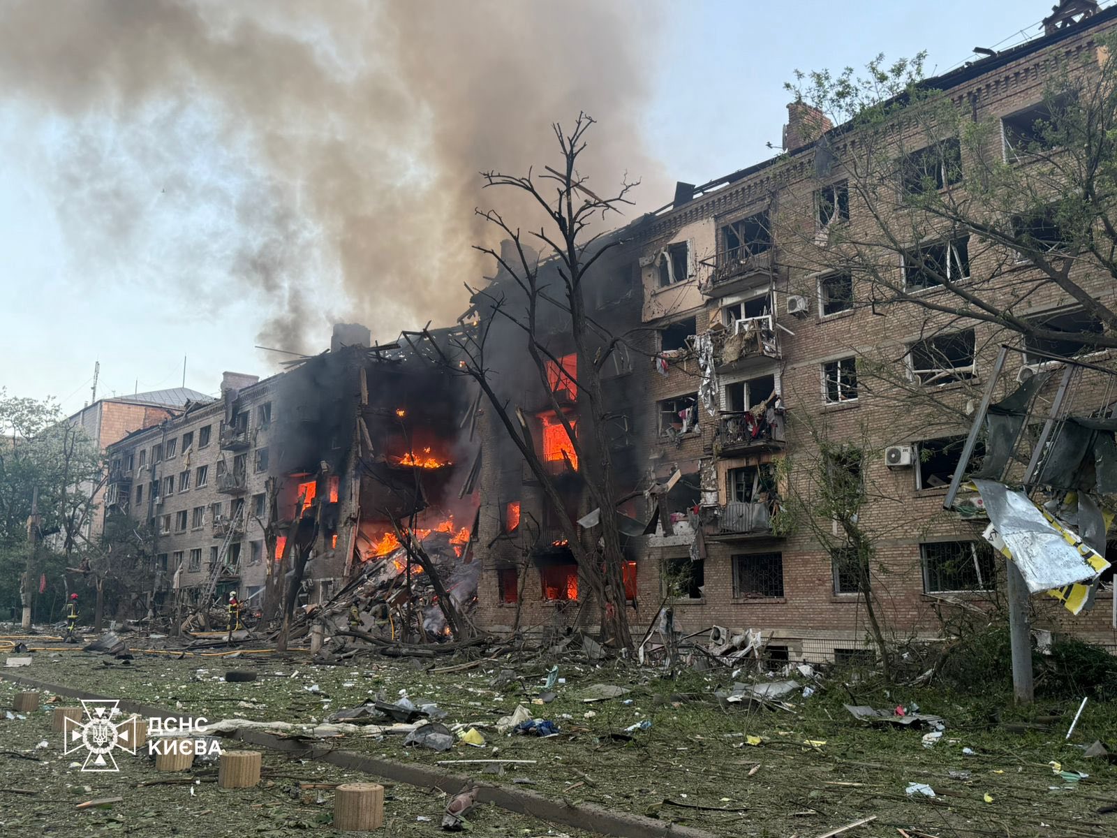 У мережі з’явилися нові кадри удару «Орєшніком» по Білоцерківському району Кмєва