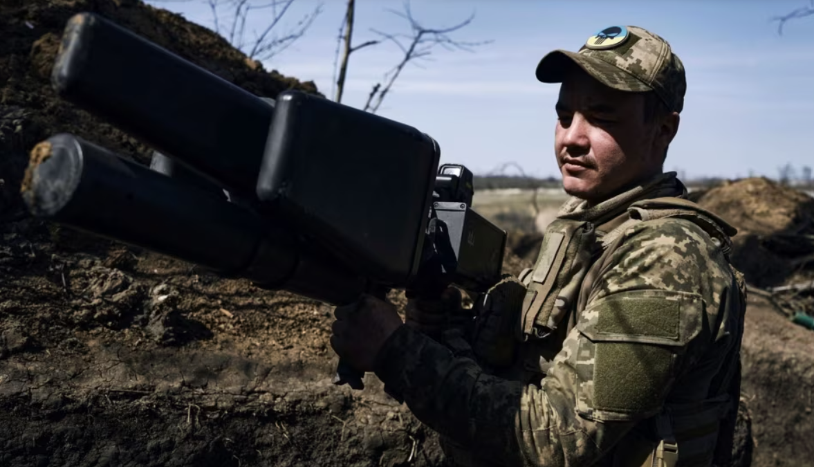 "Окопні" РЕБ та боєприпаси для БПЛА. У Міноборони розповіли про нові розробки для ЗСУ