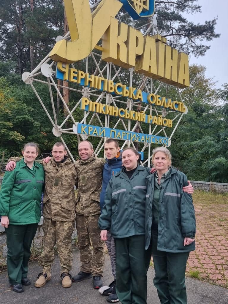 З полону визволили ще чотирьох морпіхів і дві цивільні жінки