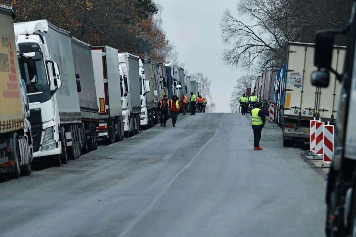 Поляки розблокували ще один пункт пропуску на кордоні з Україною